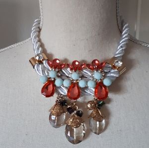 Statement necklace